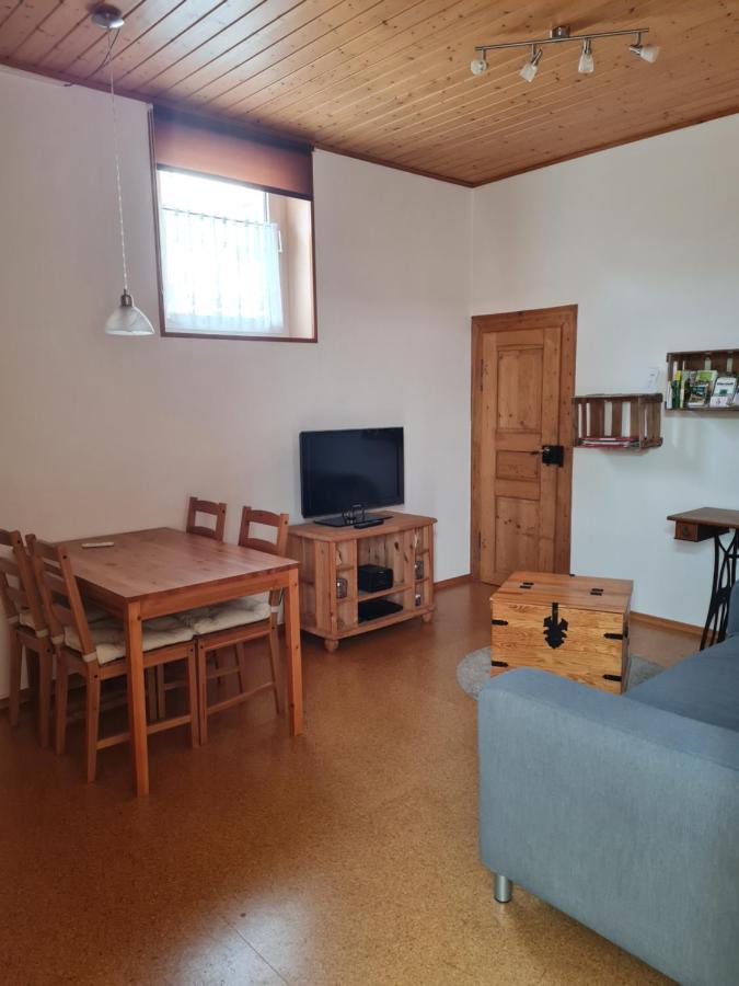 Fewo Pfalzwohnung Ellerstadt Экстерьер фото